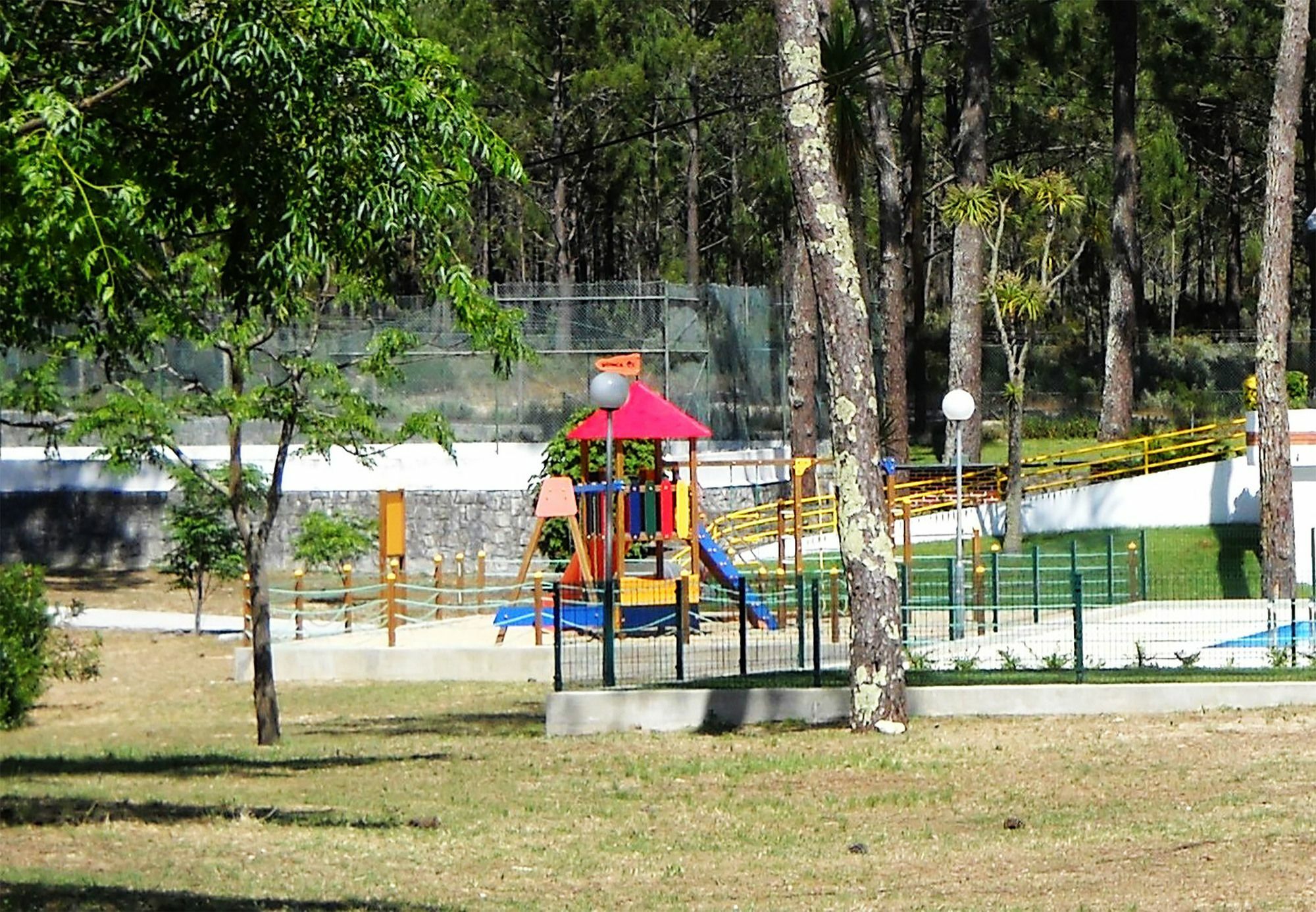 Orbitur Valado Bungalows - Caravan Park Nazaré Kültér fotó